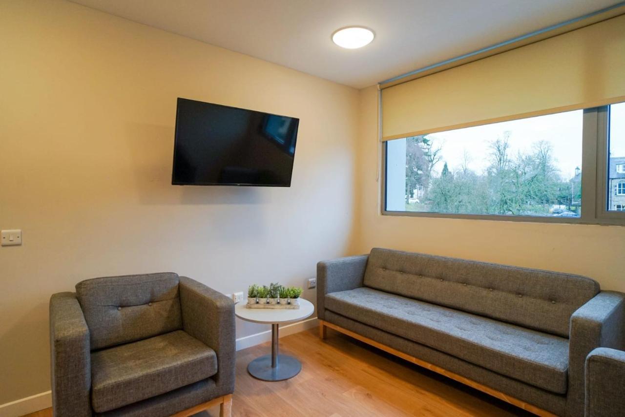 1 Bedroom Apartments, Studios And Ensuite Bedrooms With Shared Kitchen At Centro House In สเตอร์ลิง ภายนอก รูปภาพ